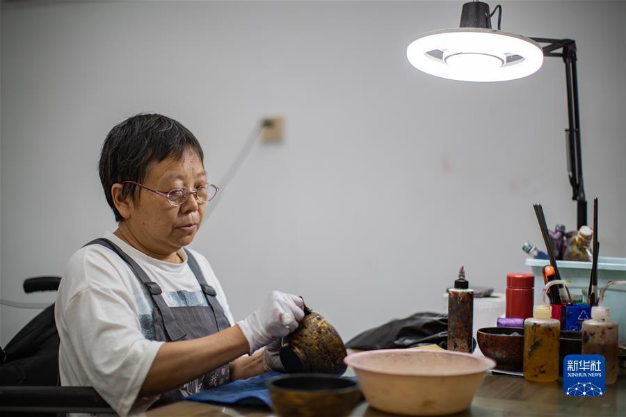 澳洲巴黎人是什么
